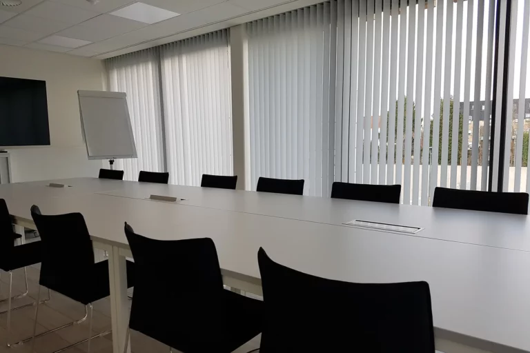 store-bande-verticale-interieur-pvc-blanc-001